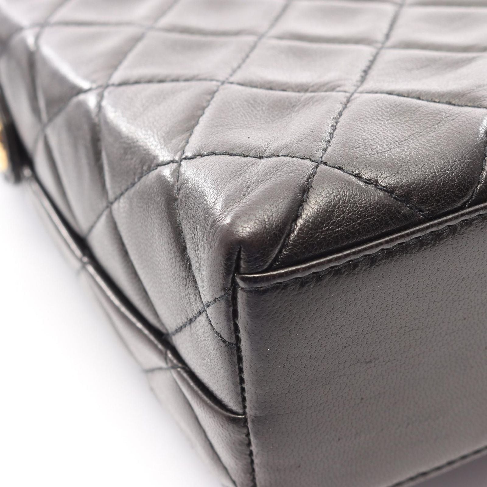 Chanel Shoulder Bag Quilted Black Lambskin — view 9