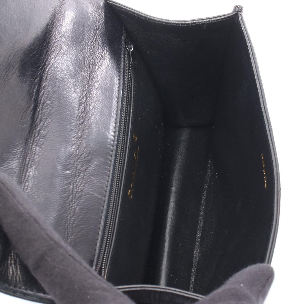 Chanel Handbag CC Logo Diamond Stitch Black Lambskin CC — view 3