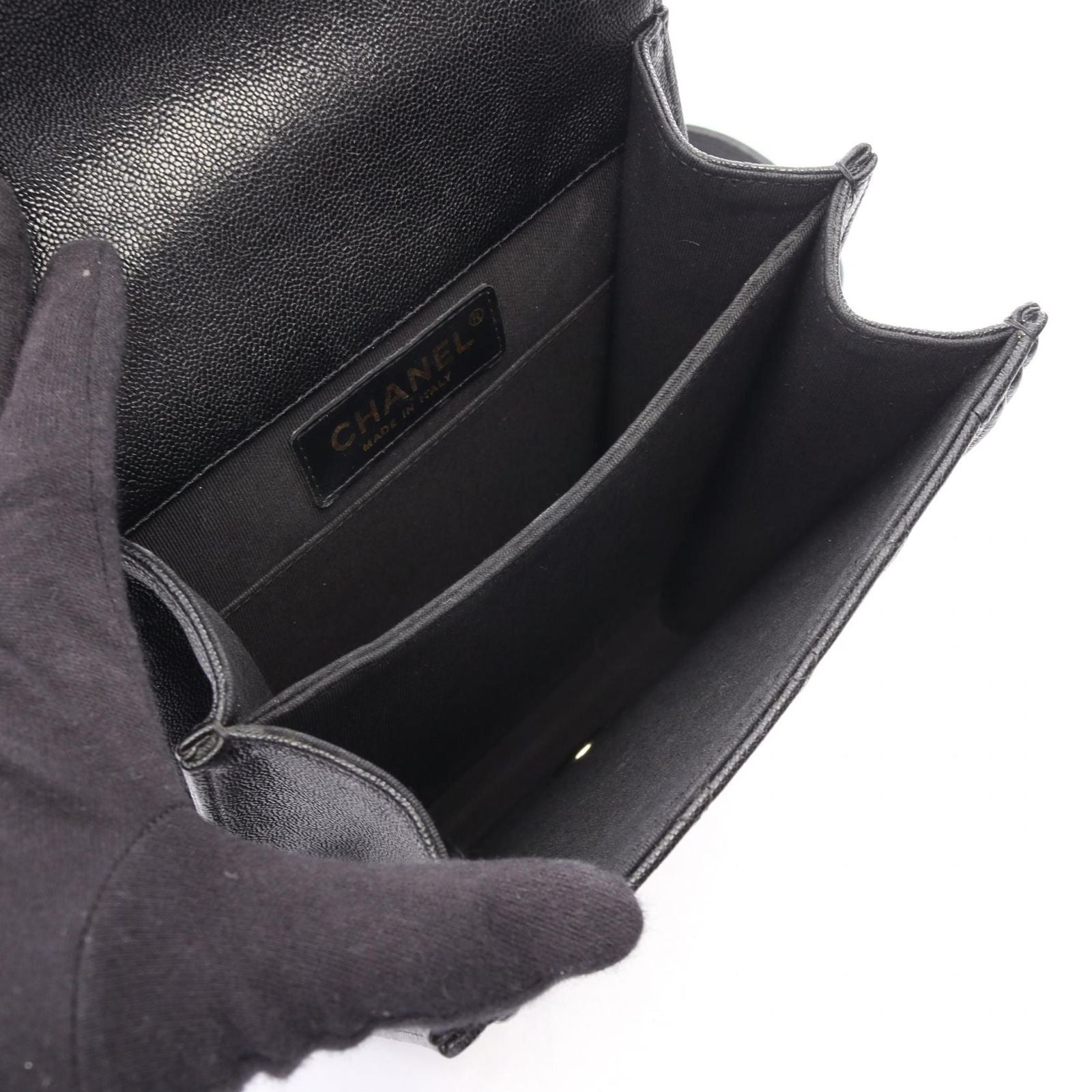 Chanel Shoulder Bag Boy Quilted Black Calf Boy Chain — view 3