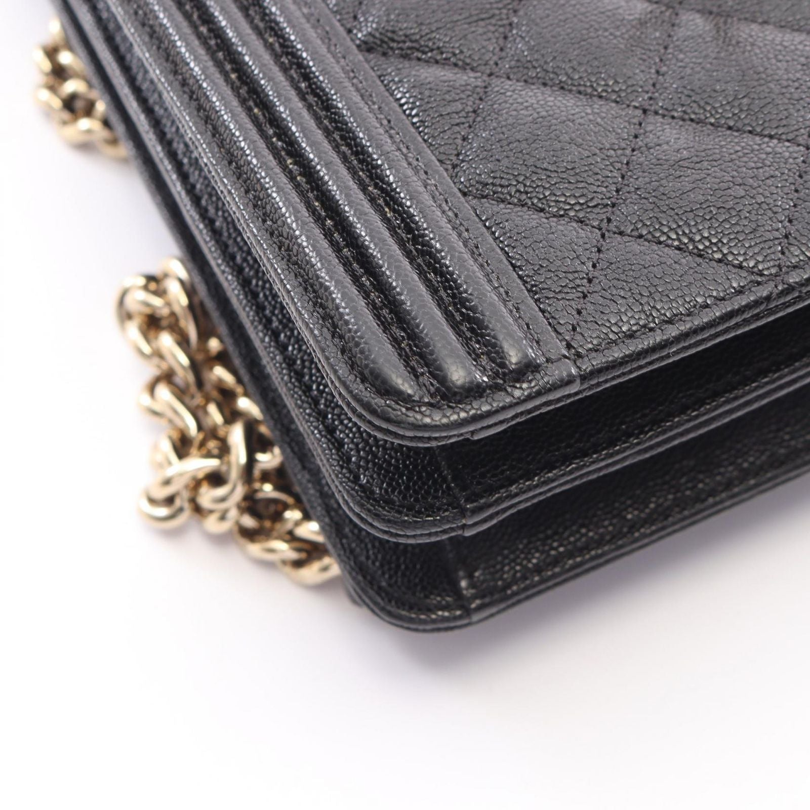 Chanel Shoulder Bag Boy Quilted Black Calf Boy Chain — view 6