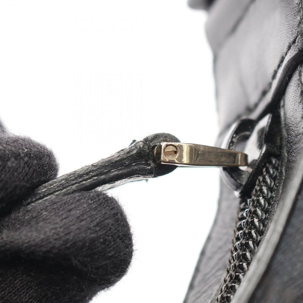 Gucci Shoulder Bag GG Canvas Black — view 7