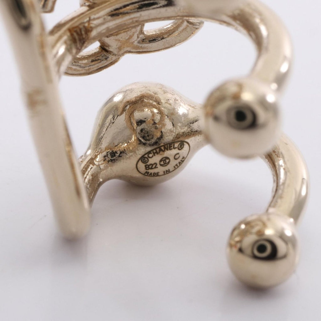 Chanel CC Logo Earring — view 3