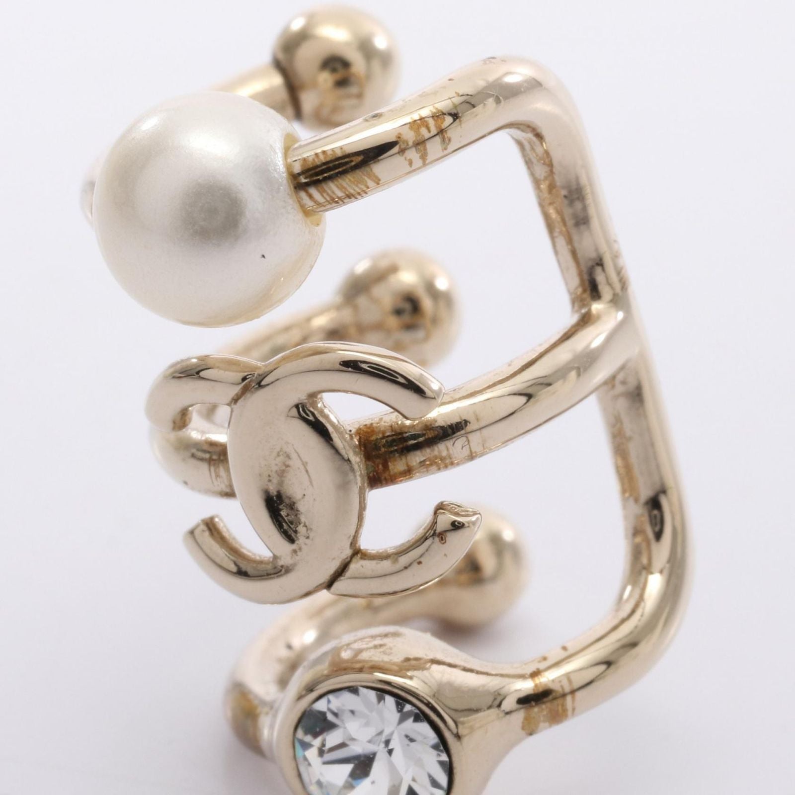 Chanel CC Logo Earring — view 5