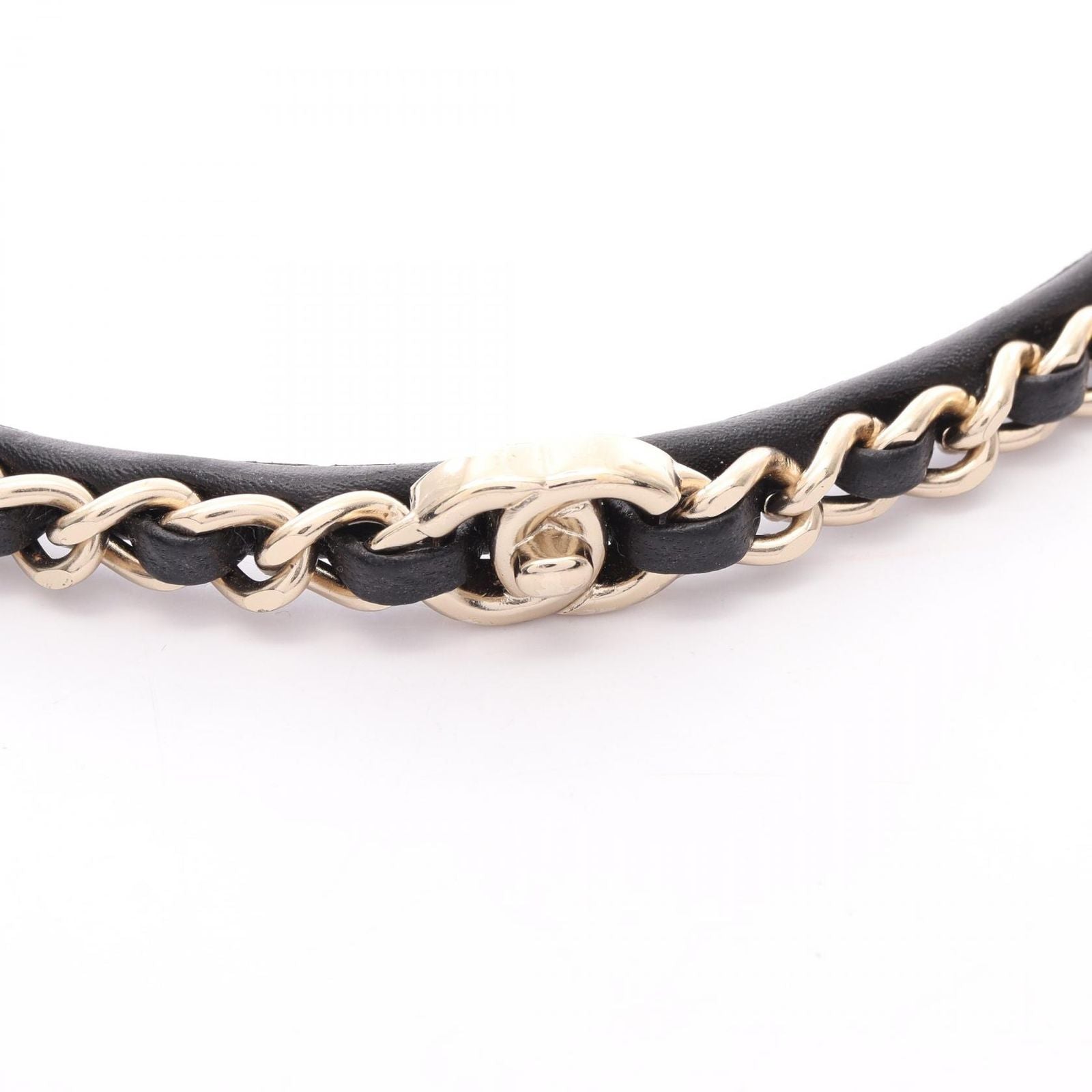 Chanel Headband CC Logo Leather — view 3