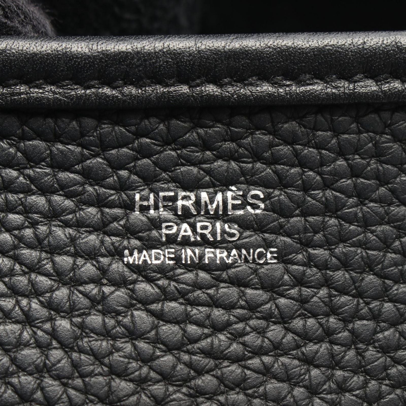 Hermes Shoulder Bag Evelyne 3 Trois PM Black Leather — view 4