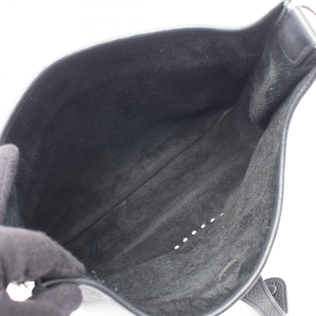 Hermes Shoulder Bag Evelyne 3 Trois PM Black Leather — view 3