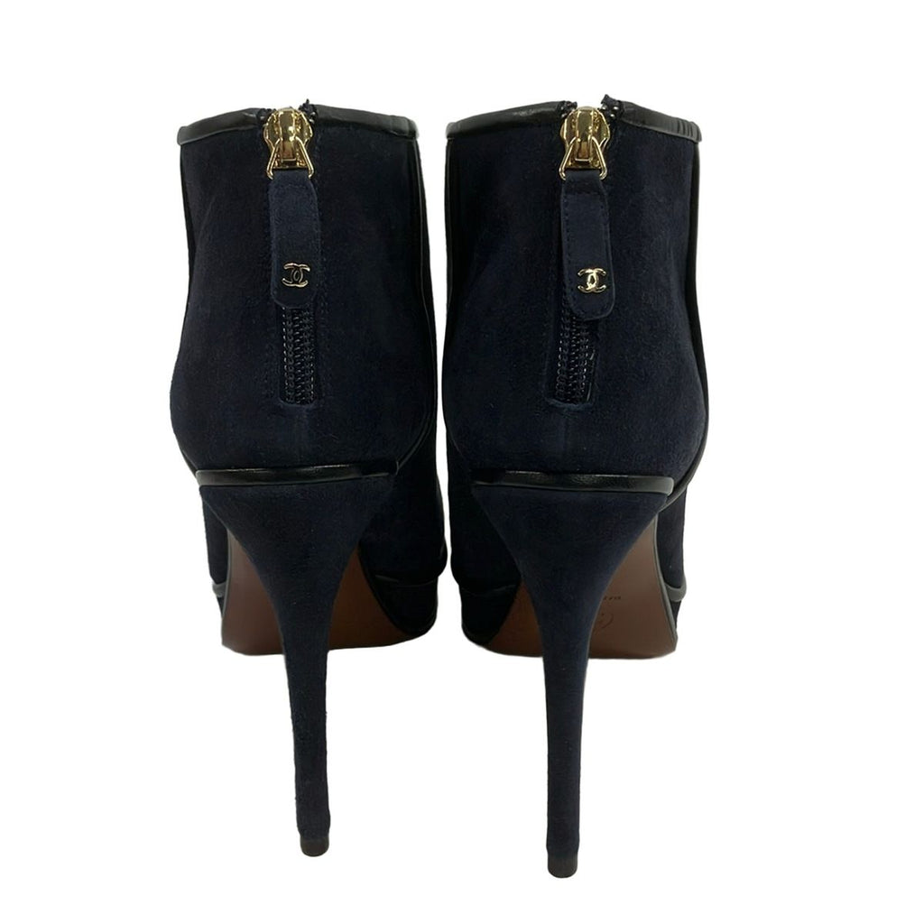 Chanel Booties 38.5 C Dark Navy Black Leather Boot — view 3