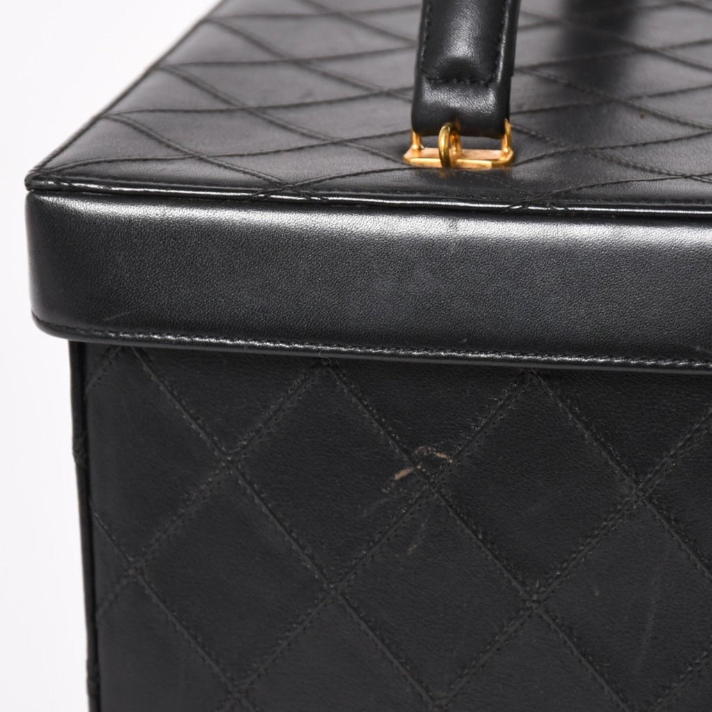 Chanel Bicolor Vanity Bag Handbag CC Logo Lambskin Black Gold — view 8