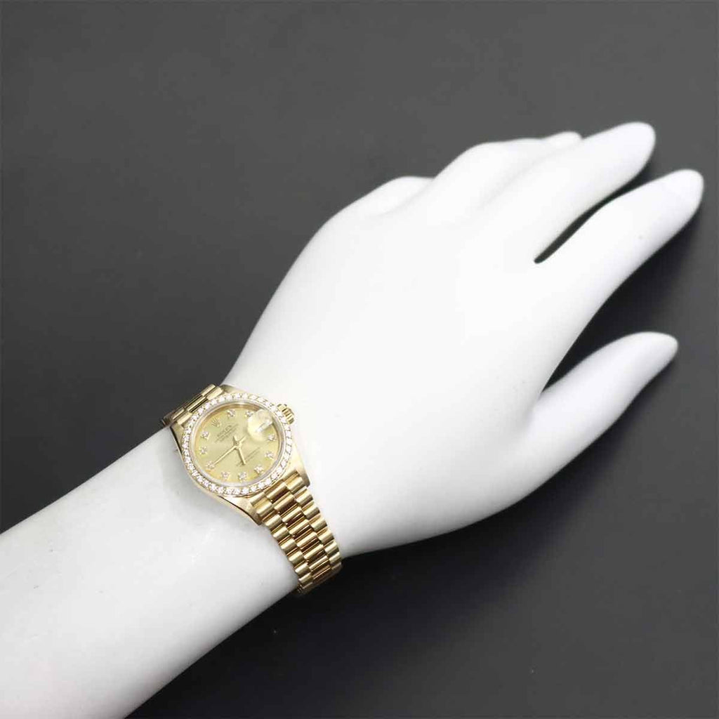 Rolex Datejust No 9 Diamond Bezel Watch 18k Yellow Gold Automatic Winding — view 3
