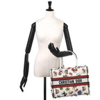 Dior Book Tote Niki de Saint Phalle Canvas — view 9