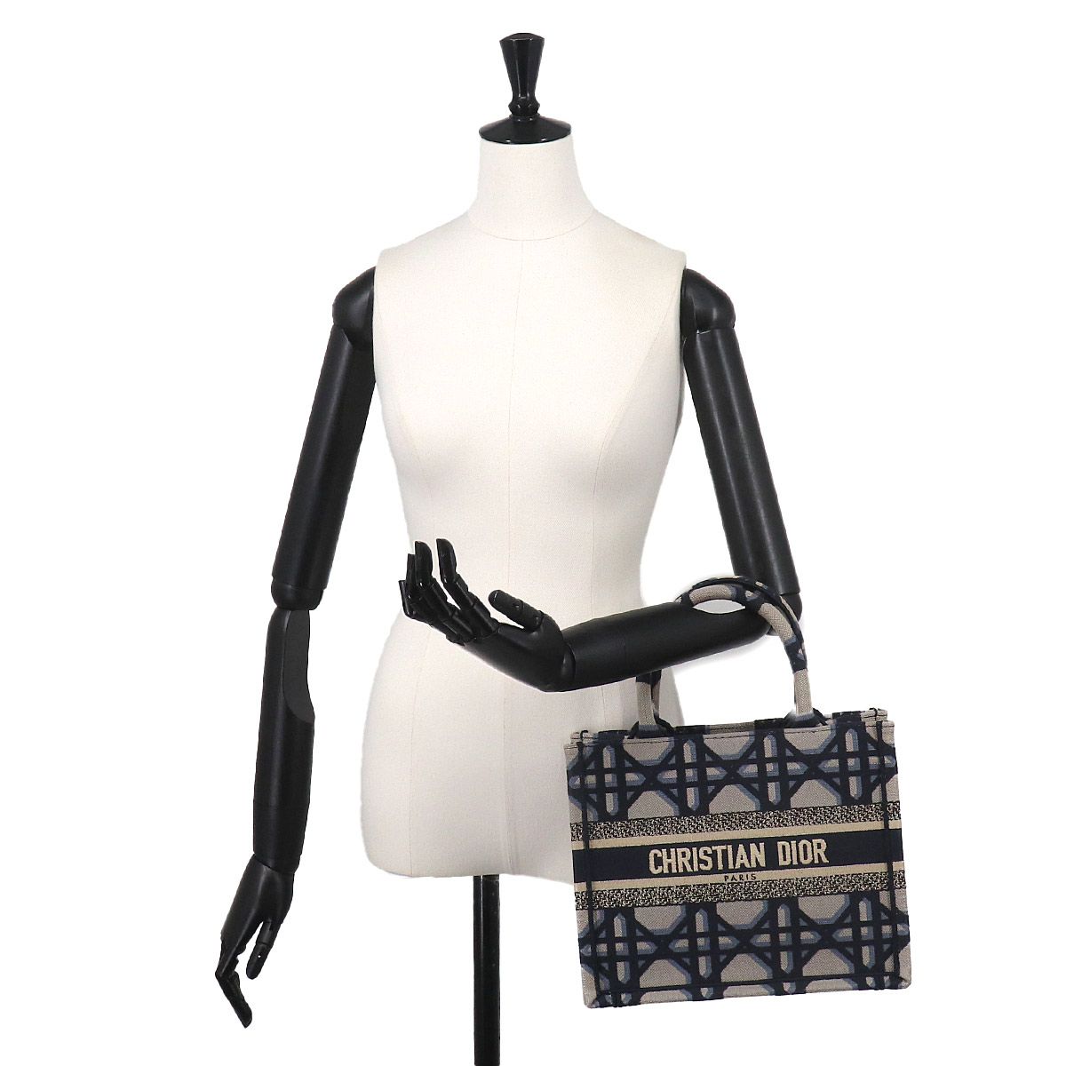 Dior Macro Cannage Book Tote Small Canvas — view 9