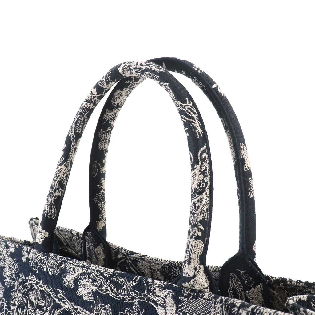 Dior Reverse Toile de Jouy Book Tote Large Navy — view 8