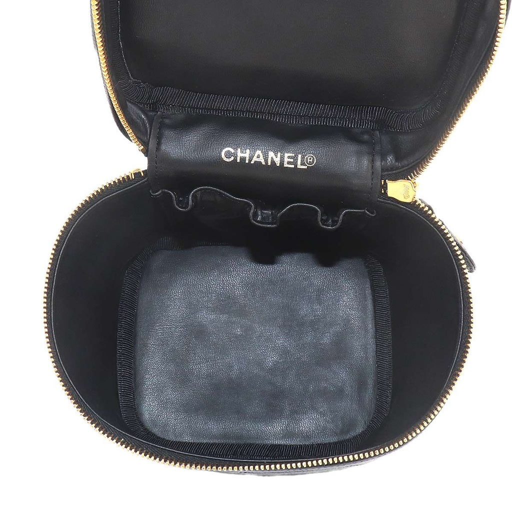 Chanel Vanity Hand Bag Caviar Leather Black CC Logo Gold — view 7