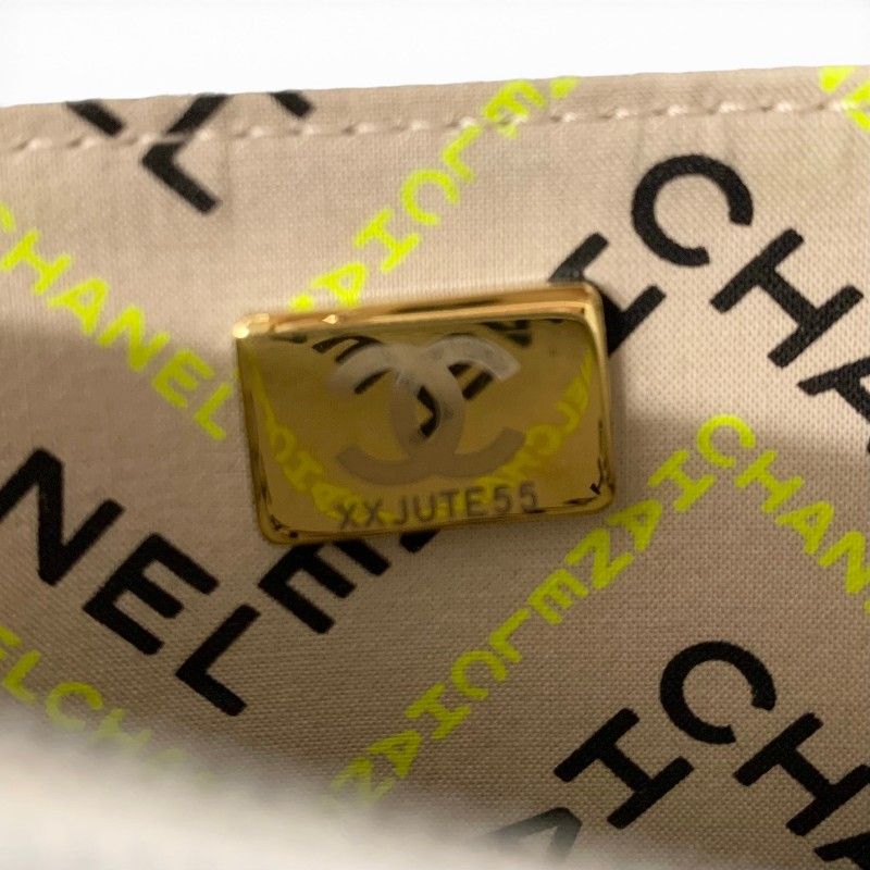 Chanel Shoulder Bag Light Blue Gold CC Logo Quilted Chain Wallet — view 9