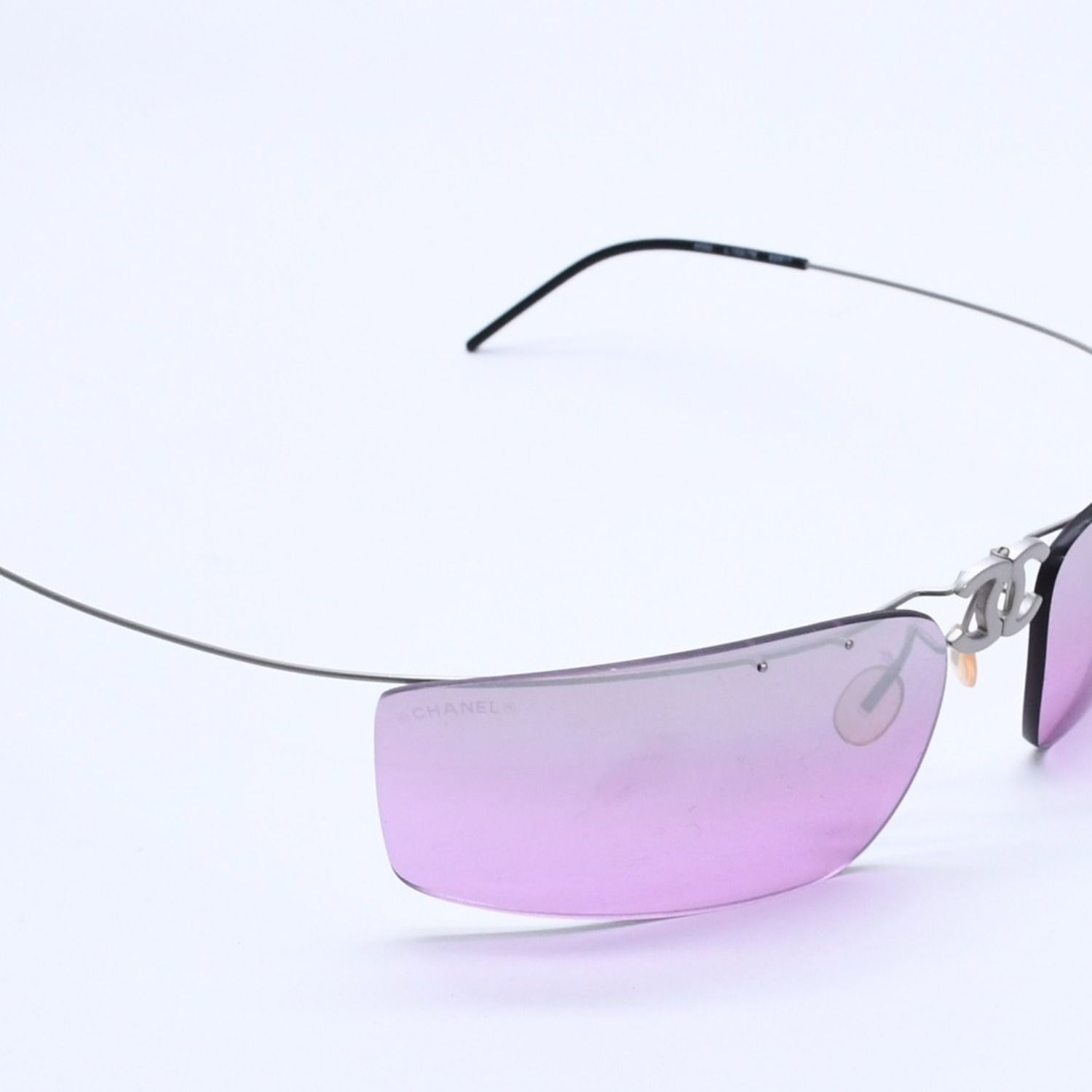 Chanel Folding Front CC Logo Sunglasses 62 17 Purple Lens Eyewear — view 4