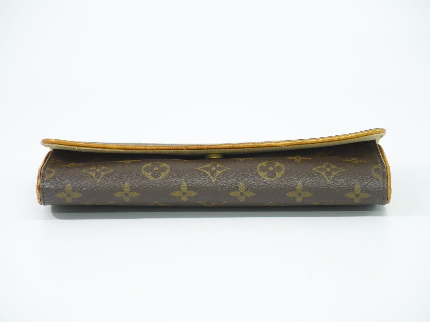 Louis Vuitton LV Pochette Twin GM Monogram Clutch Pouch Brown — view 3