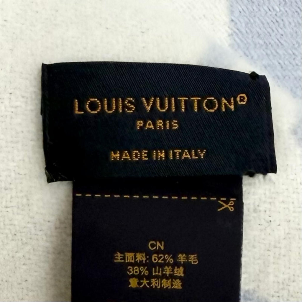 Louis Vuitton 2025 168300 Scarf — view 9