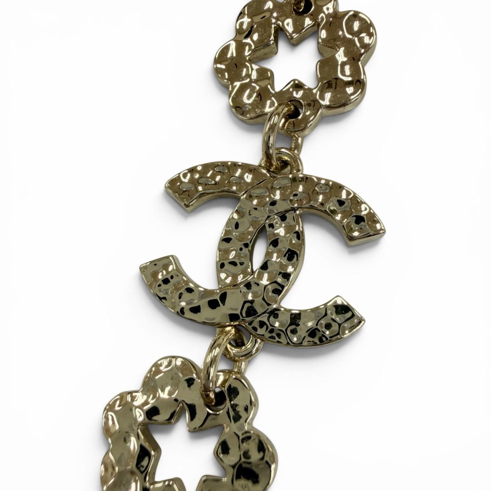 Chanel CC Logo Flower Rhinestone Necklace Choker Gold — view 6