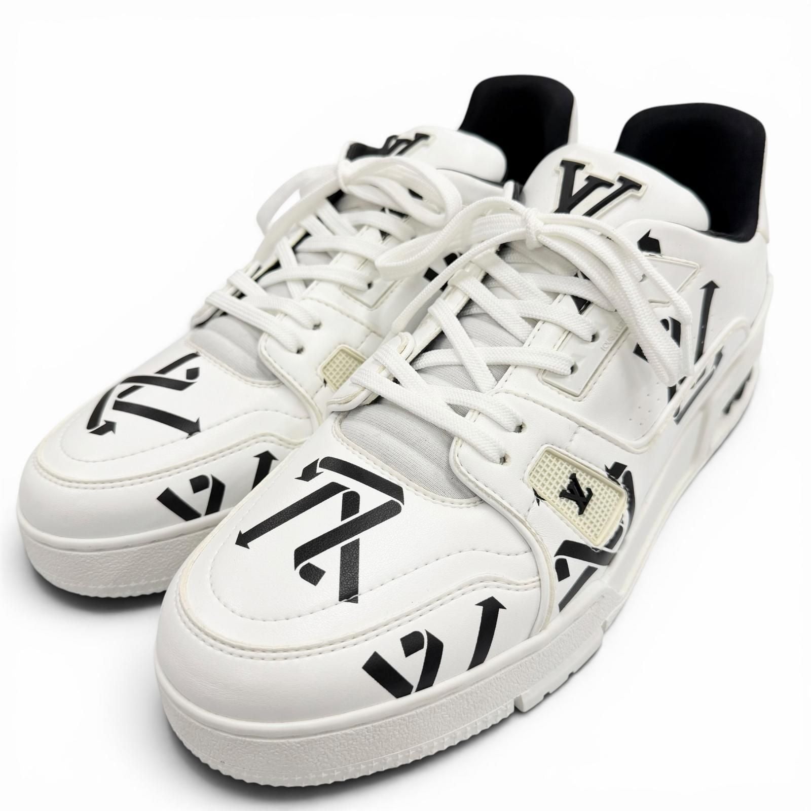 Louis Vuitton LV Trainer Line Upcycled Leather LV Logo Low Cut Sneakers White