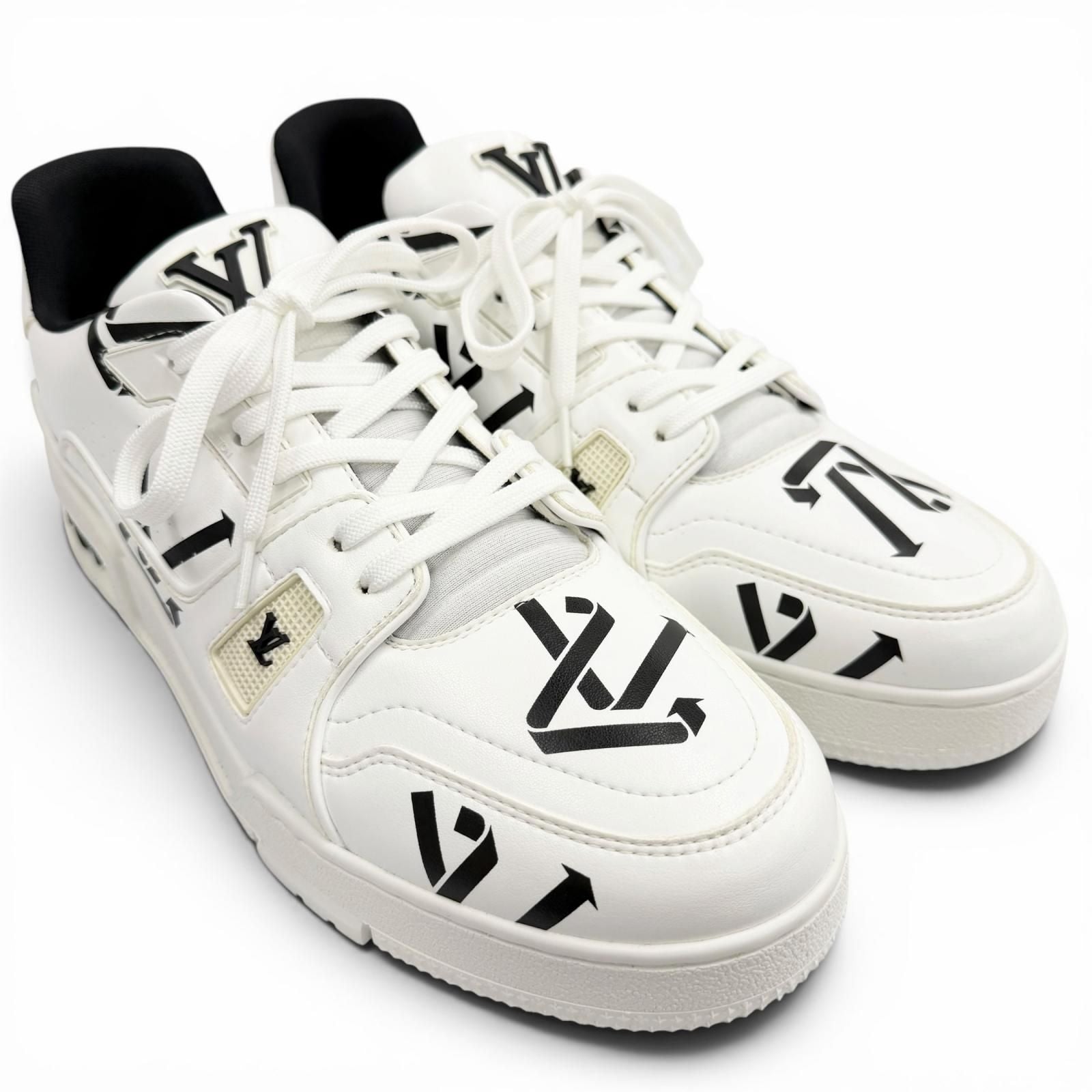 Louis Vuitton LV Trainer Line Upcycled Leather LV Logo Low Cut Sneakers White — view 2