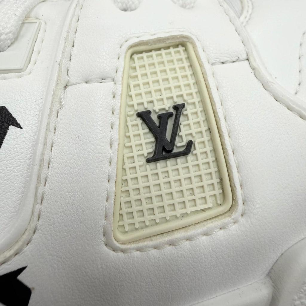Louis Vuitton LV Trainer Line Upcycled Leather LV Logo Low Cut Sneakers White — view 7