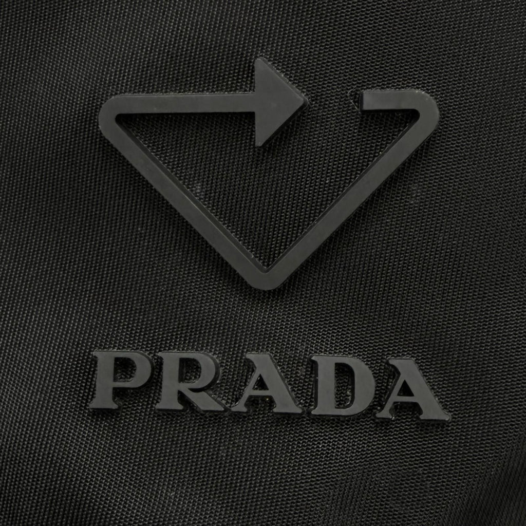 Prada Re-Nylon Triangle Logo Hat Bucket Hat Black — view 7