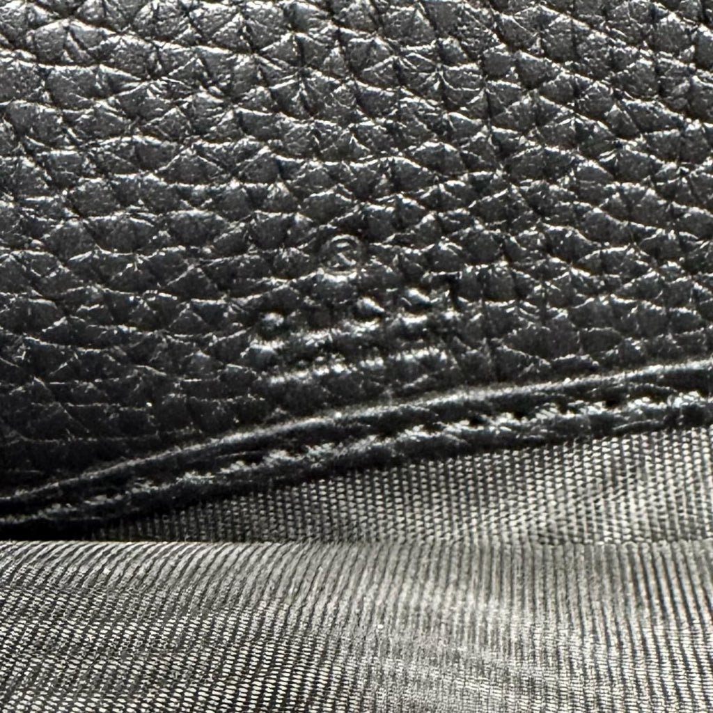Gucci Logo Zip Around Wallet Leather Simple Black Silver — view 9