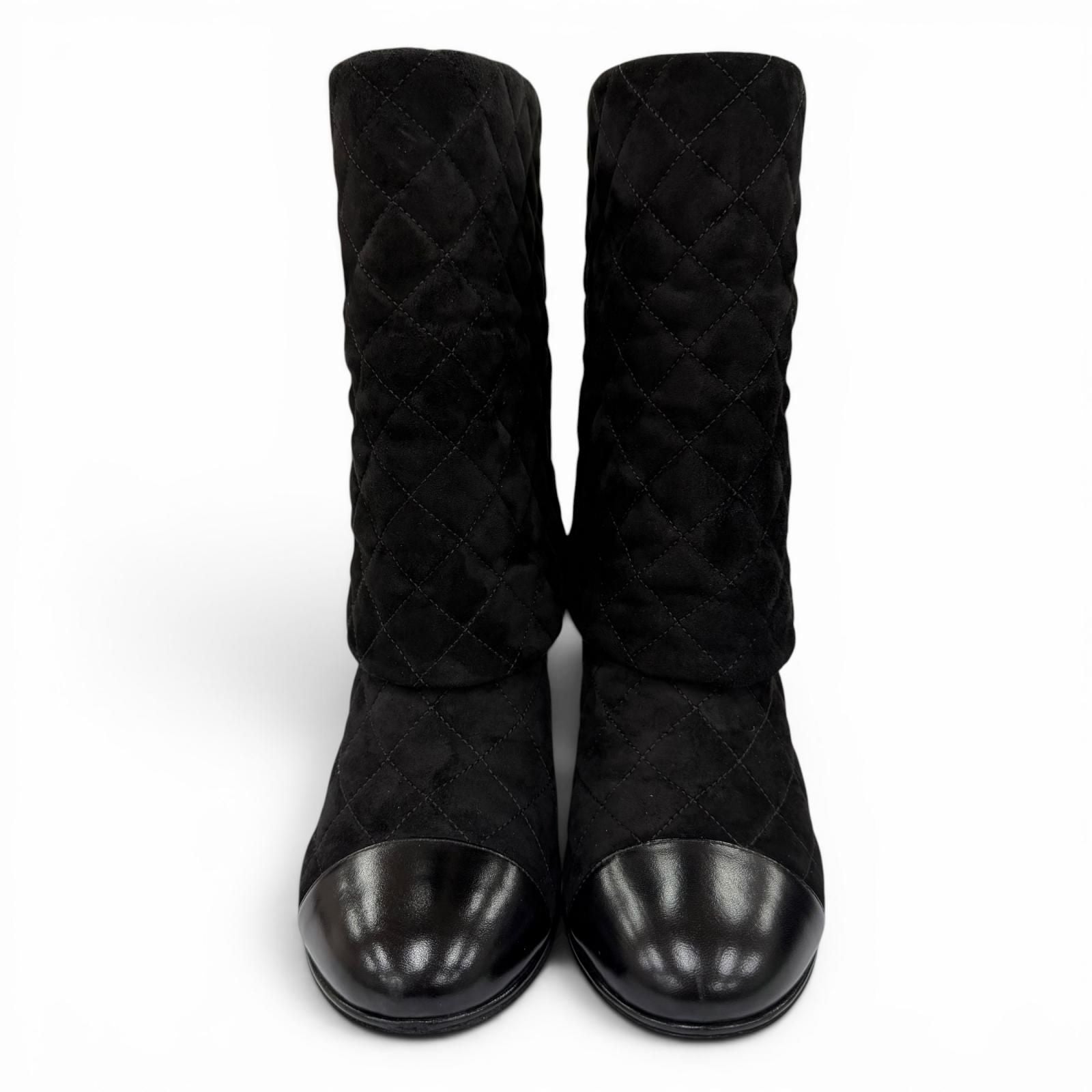 Chanel CC Logo Heart Clover Suede Leather Short Boots Black — view 4