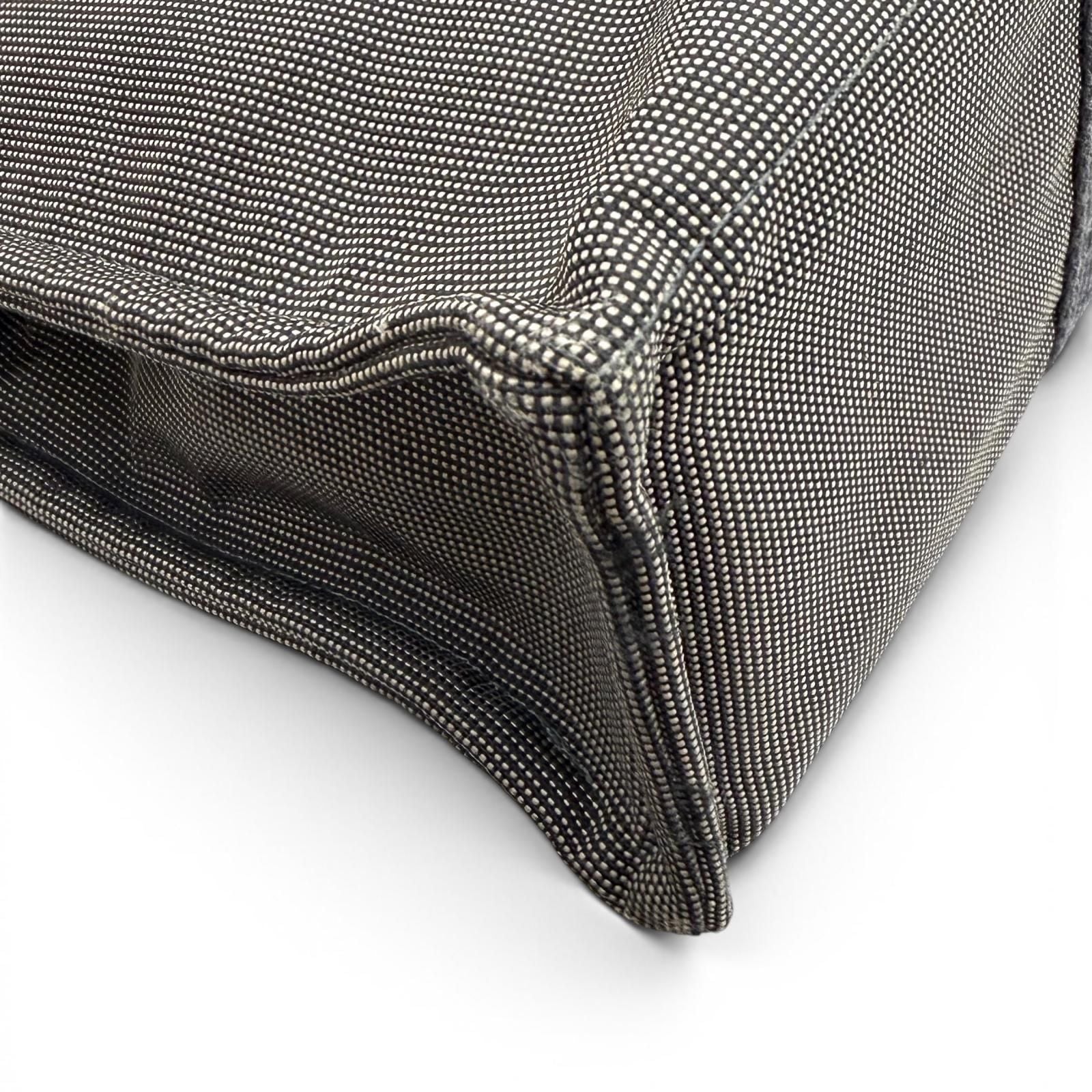 Hermes Her Line MM Series Button Tote Gray — view 5