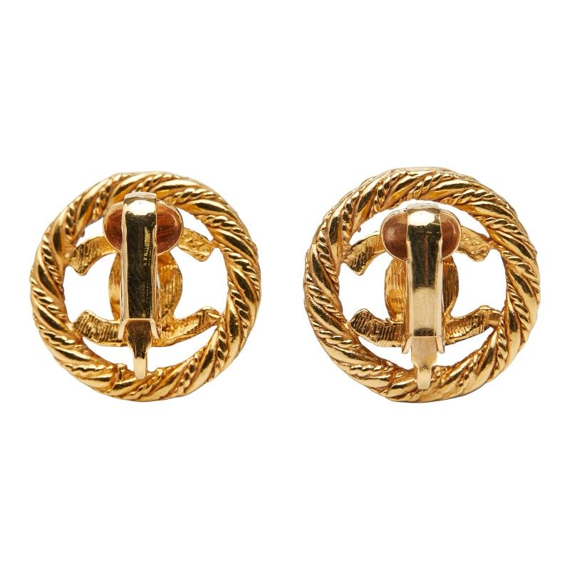 Chanel CC Logo Round Earrings Gold Plated — view 3