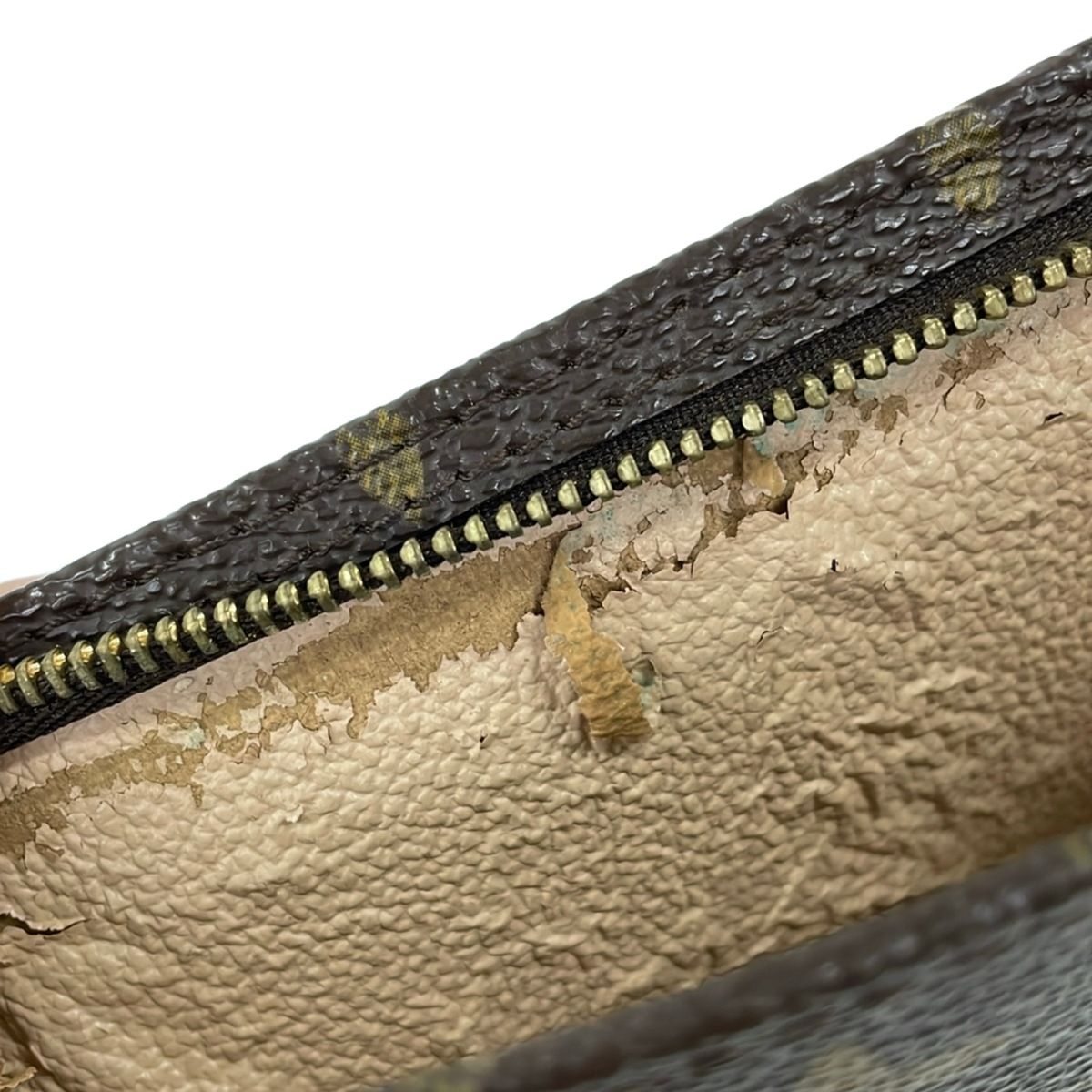 Louis Vuitton Pouch Monogram with Bucket — view 6