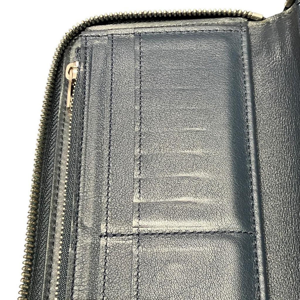 Louis Vuitton Zippy Wallet Vertical Taiga Leather — view 9