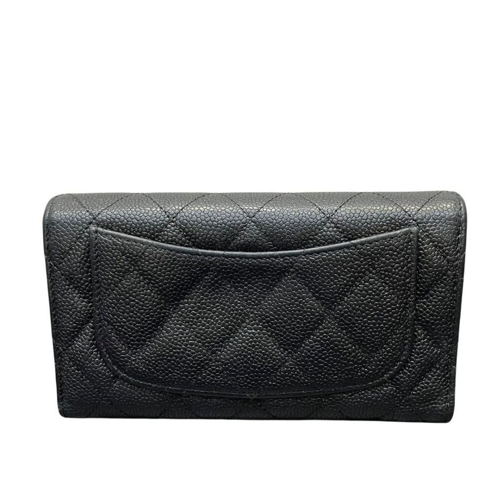 Chanel Quilted Wallet Caviar Leather — view 2