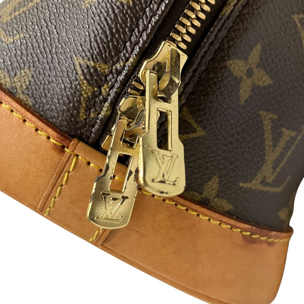 Louis Vuitton Alma PM Monogram Handbag Canvas — view 9