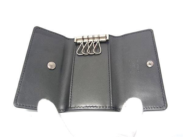 Louis Vuitton Key Case Monogram Matte Multicles 4 Noir Calf Leather Quadruple — view 3