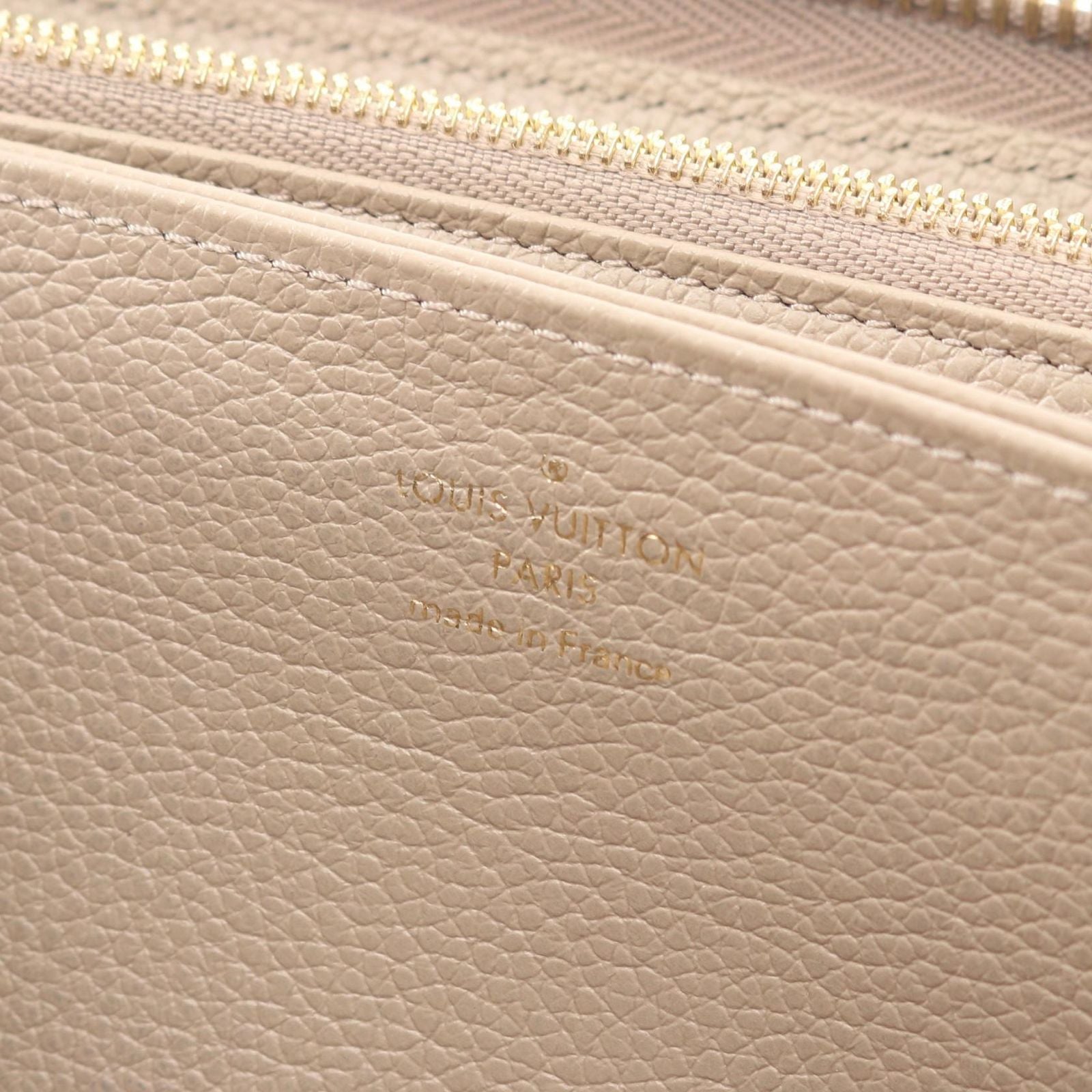 Louis Vuitton Round Wallet Zippy Bicolor Monogram Empreinte Tourtole Cream — view 4
