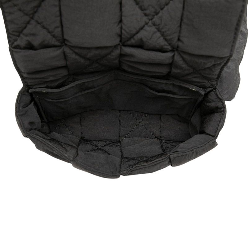 Bottega Veneta Maxi Intrecciato Padded Cassette Shoulder Bag Black Nylon — view 4