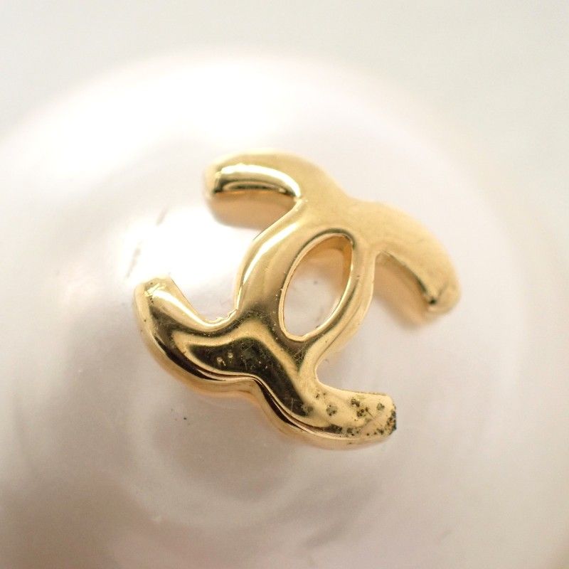 Chanel Pin Brooch Vintage Metal Faux Pearl CC Logo — view 9