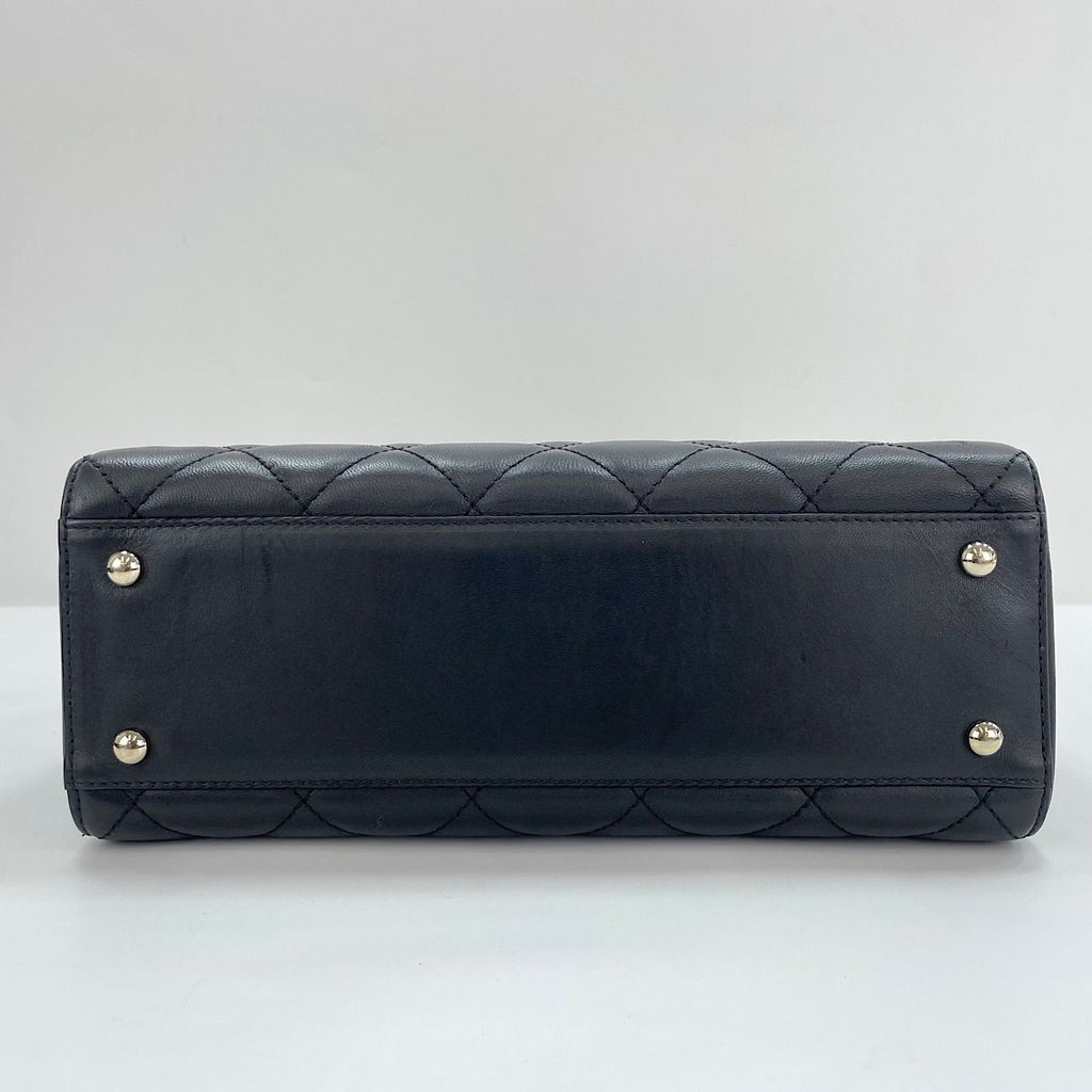 Chanel Handbag Quilted Black — view 7