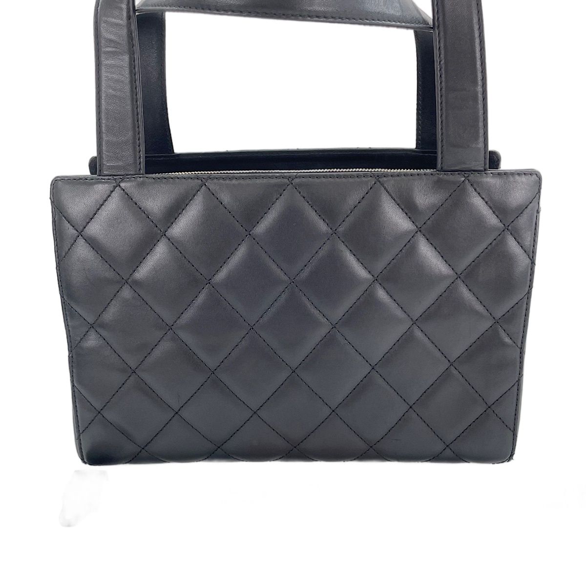 Chanel Handbag Quilted Black — view 4