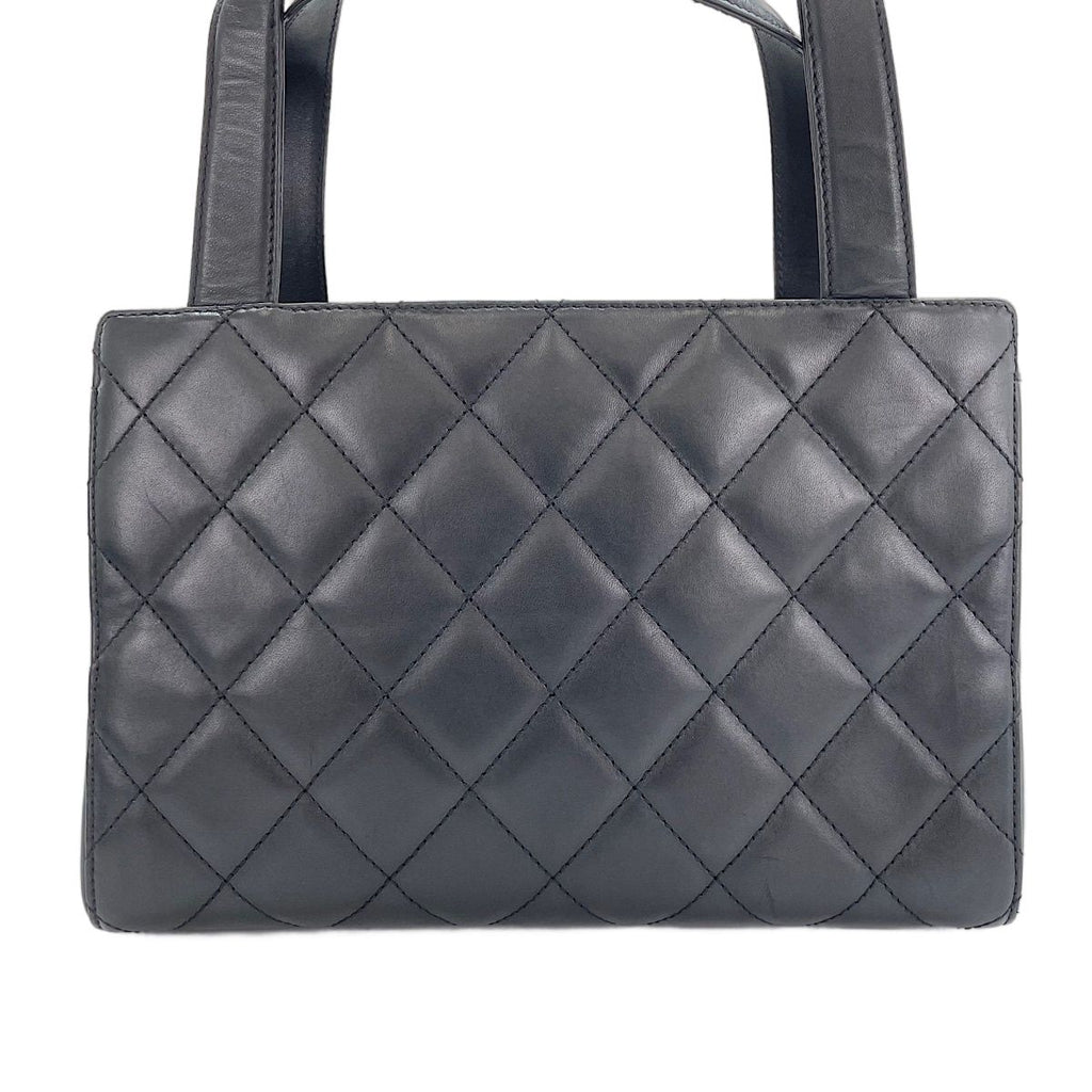 Chanel Handbag Quilted Black — view 3