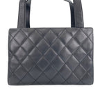 Chanel Handbag Quilted Black — view 3
