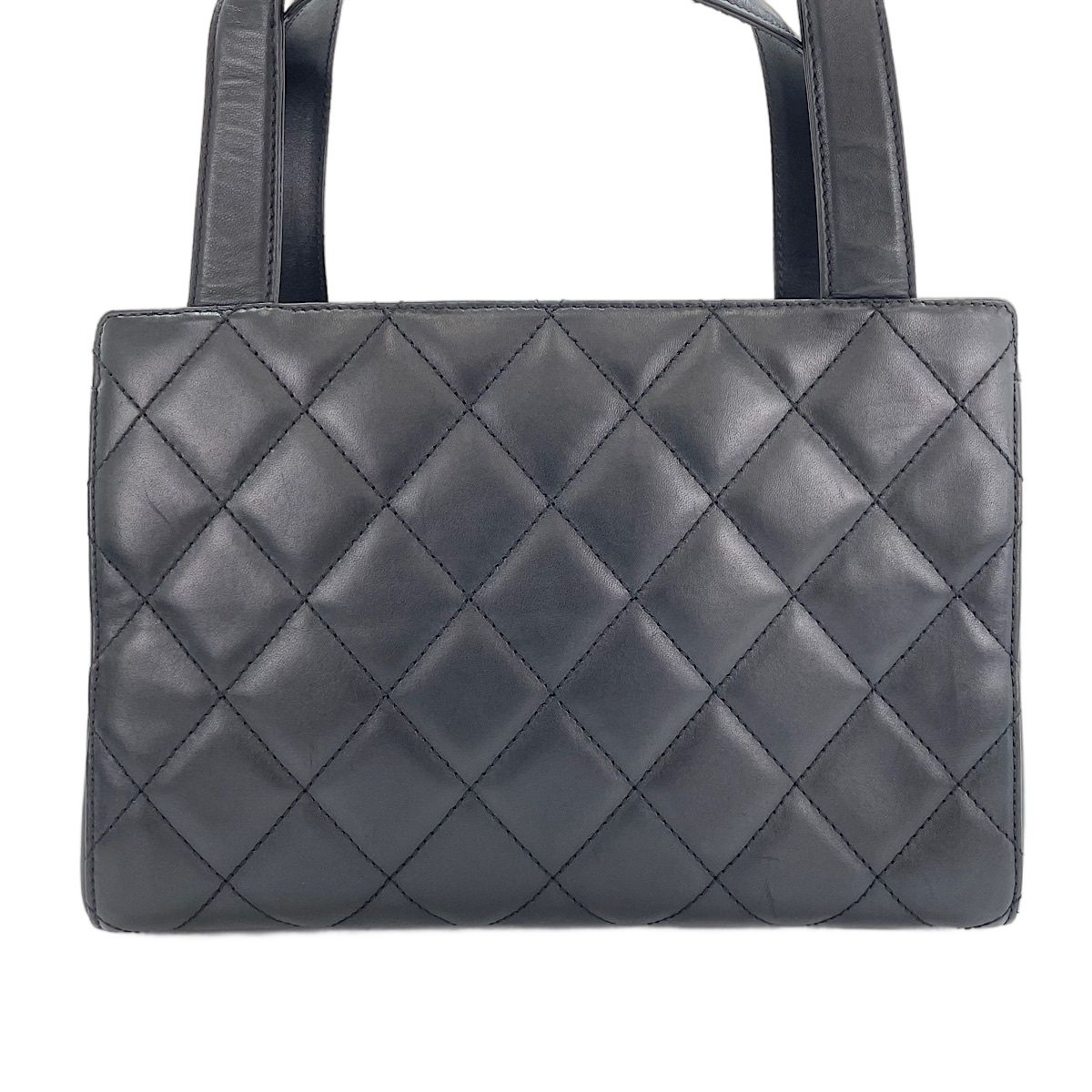 Chanel Handbag Quilted Black — view 3