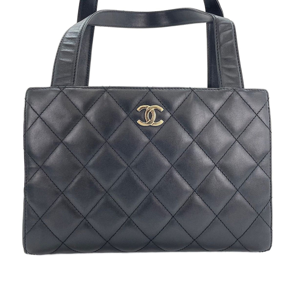 Chanel Handbag Quilted Black — view 2