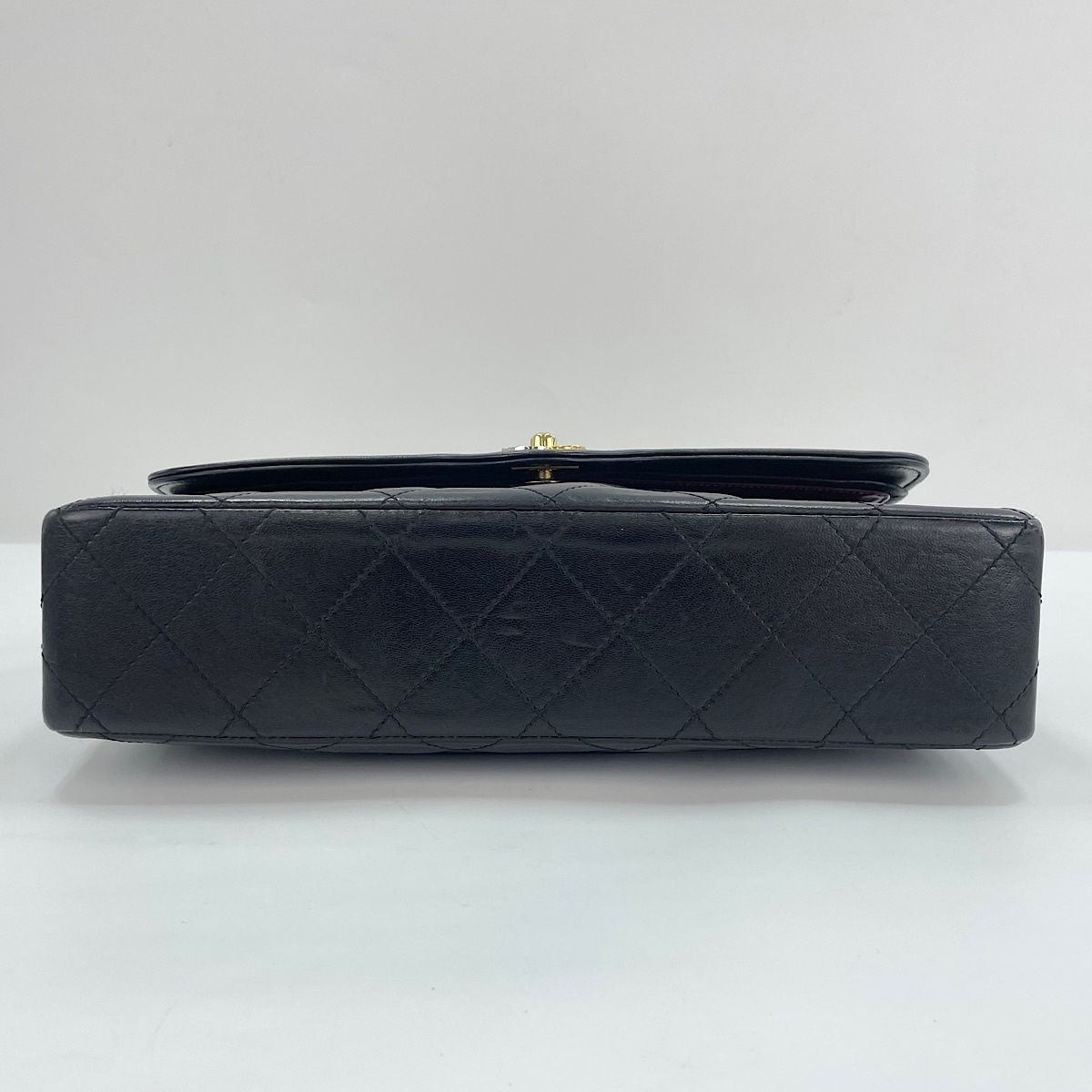Chanel Shoulder Bag Quilted — view 7