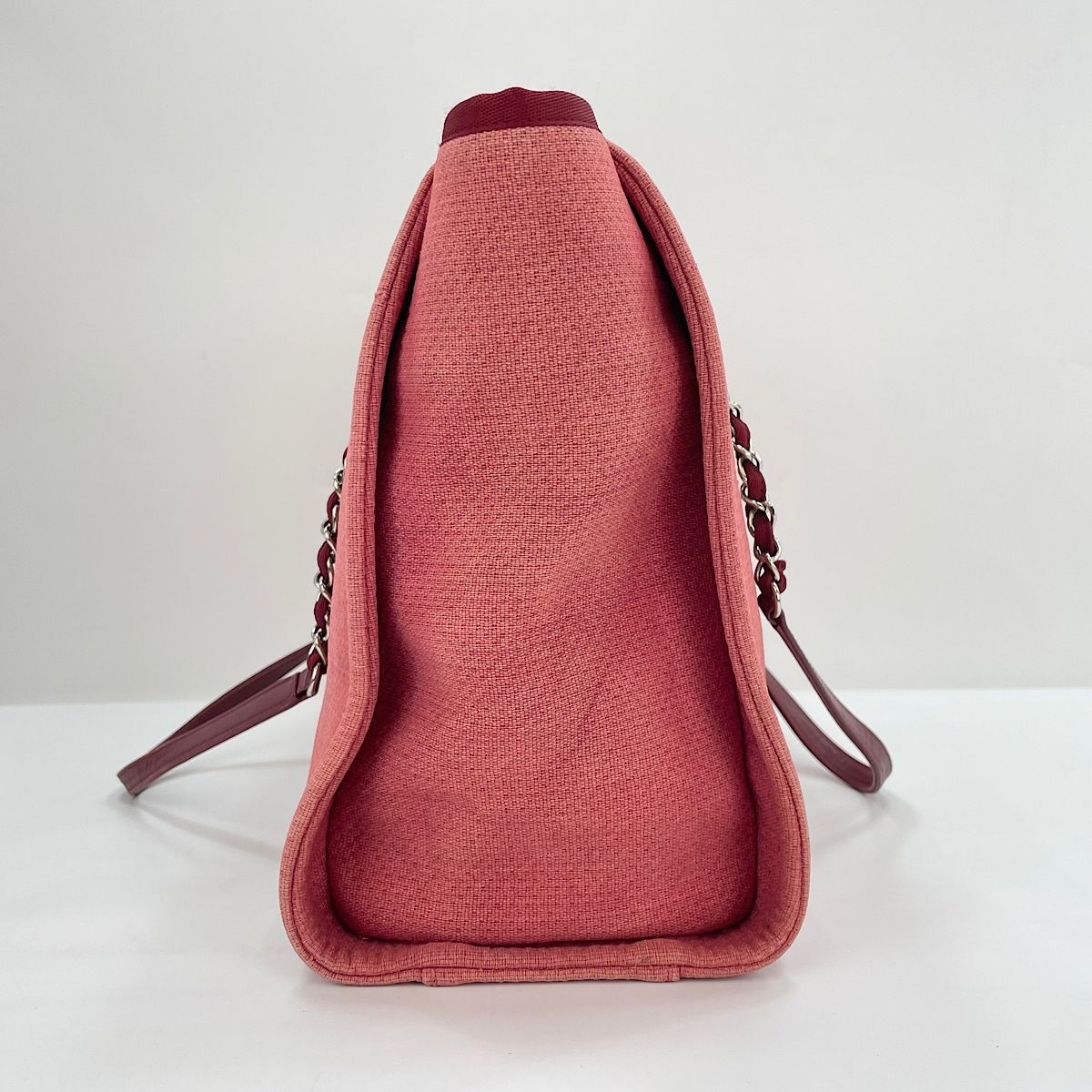 Chanel Tote Deauville Pink — view 5