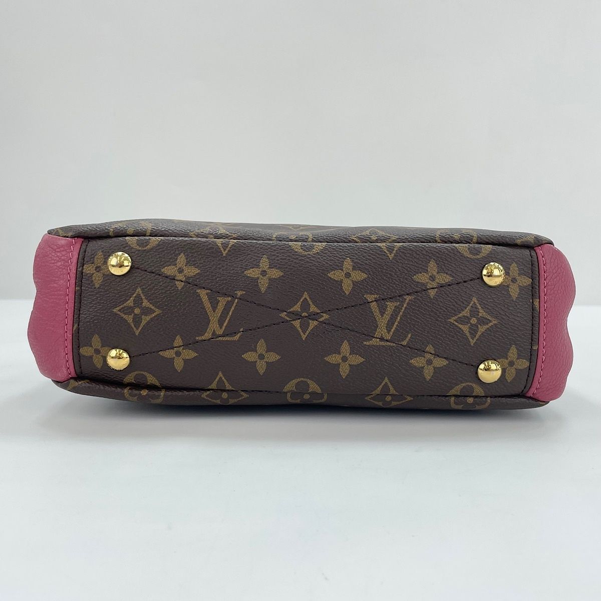Louis Vuitton Handbag Pallas BB — view 7