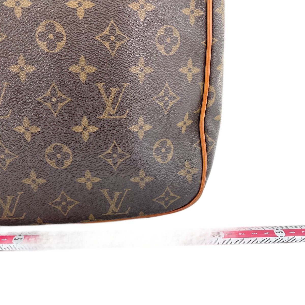 Louis Vuitton Shoulder Bag Hudson GM — view 4