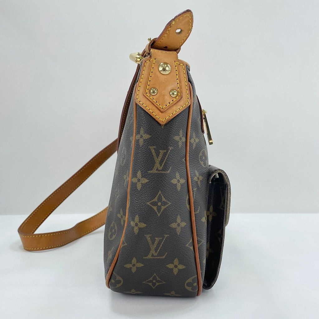 Louis Vuitton Shoulder Bag Hudson GM — view 5
