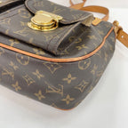 Louis Vuitton Shoulder Bag Hudson GM — view 8